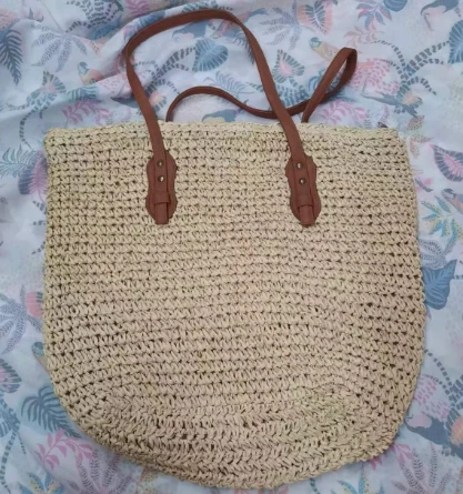 हस्तनिर्मित crochet महिलाओं स्ट्रॉ बैग