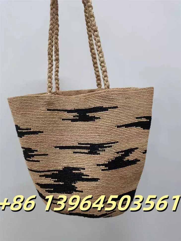 महिलाओं के लिए राफा बैग
