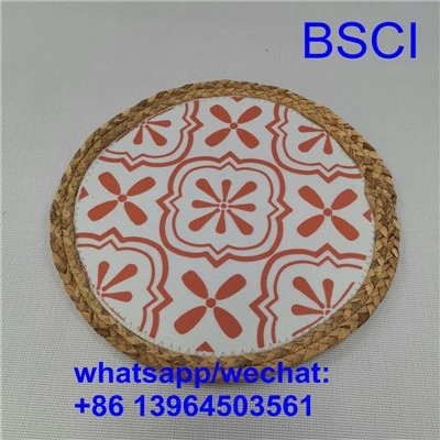 मुद्रण के साथ फेल्ट प्लेसमैट्स