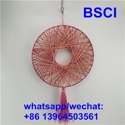 दोस्ताना दीवार सजावट
